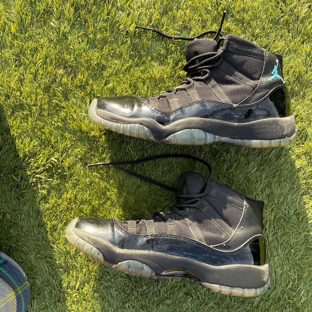 Jordan Athletic Shoes Black and Teal